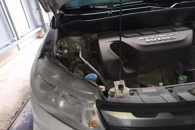 Used Suzuki Vitara 2016 1.4T Automatic Two-Wheel Drive Elite Model Engine Bay Right