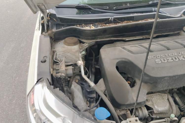 Used Suzuki Vitara 2016 1.4T Automatic Two-Wheel Drive Elite Model Engine Bay Right