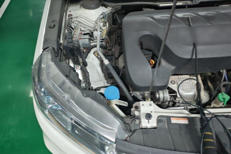 Used Suzuki Vitara 2016 1.4T Automatic 4x4 Flagship Model Engine Bay Right