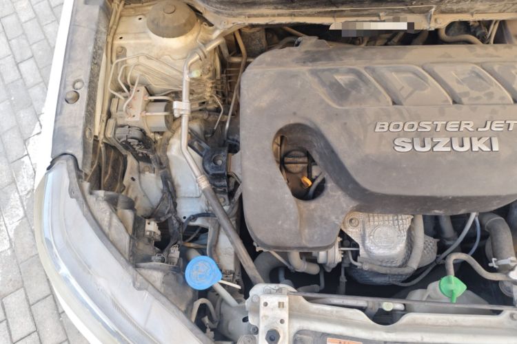 Used Suzuki Vitara 2016 1.4T Manual Two-Wheel Drive Luxury Model Engine Bay Right