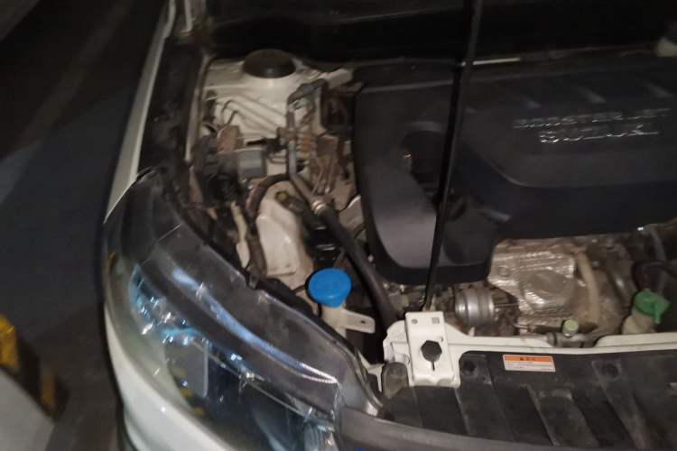 Used Suzuki Vitara 2016 1.4T Automatic 4x4 Flagship Model Engine Bay Right