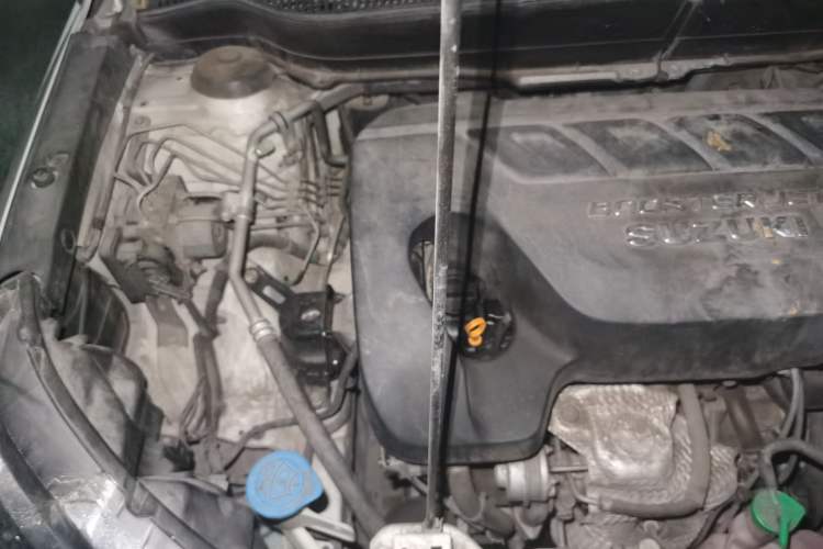 Used Suzuki Vitara 2016 1.4T Automatic Two-Wheel Drive Luxury Version Engine Bay Right