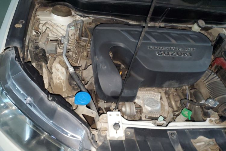 Used Suzuki Vitara 2016 1.4T Automatic 4x4 Flagship Model Engine Bay Right