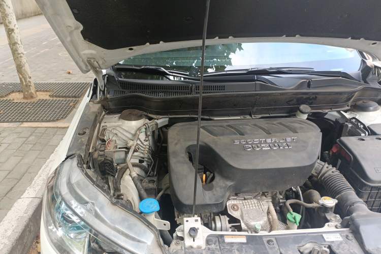 Used Suzuki Vitara 2016 1.4T Automatic 4x4 Flagship Model Engine Bay Right