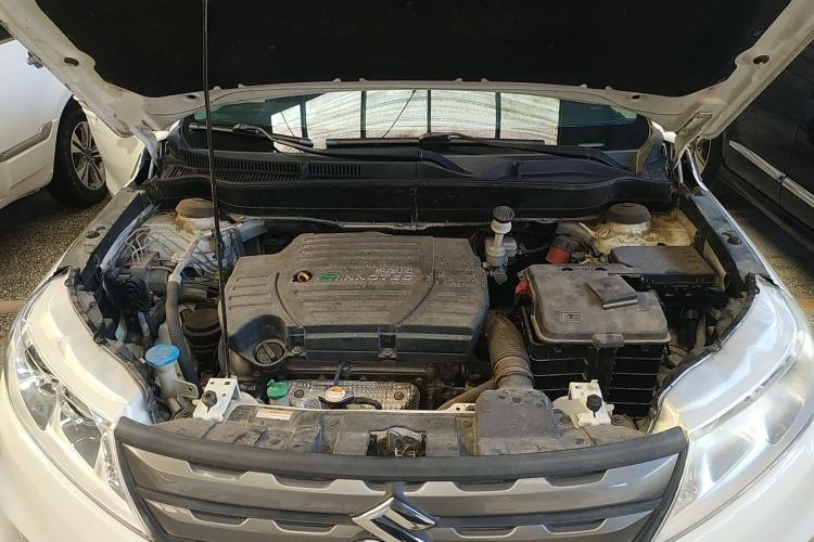 Used Suzuki Vitara 2016 1.6L Manual Two-Wheel Drive Entry-Level Trim Engine Bay