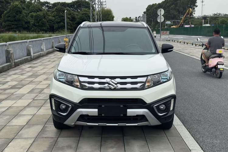 Used Suzuki Vitara 2016 1.4T Manual Two-Wheel Drive Luxury Model Exterior 2