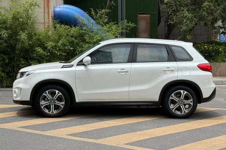 Used Suzuki Vitara 2016 1.4T Automatic Two-Wheel Drive Luxury Version Exterior 2