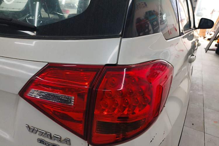 Used Suzuki Vitara 2016 1.4T Automatic 4x4 Flagship Model Exterior 3