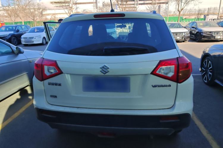 Used Suzuki Vitara 2016 1.6L Manual Two-Wheel Drive Entry-Level Trim Exterior 4