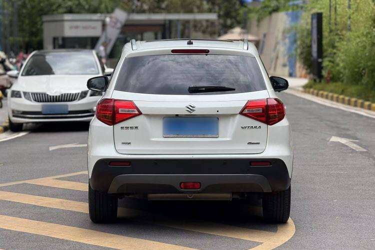 Used Suzuki Vitara 2016 1.4T Automatic Two-Wheel Drive Luxury Version Exterior 4