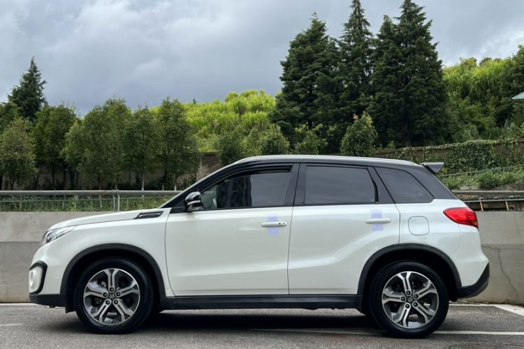 Used Suzuki Vitara 2016 1.4T Automatic Two-Wheel Drive Luxury Version Exterior 5