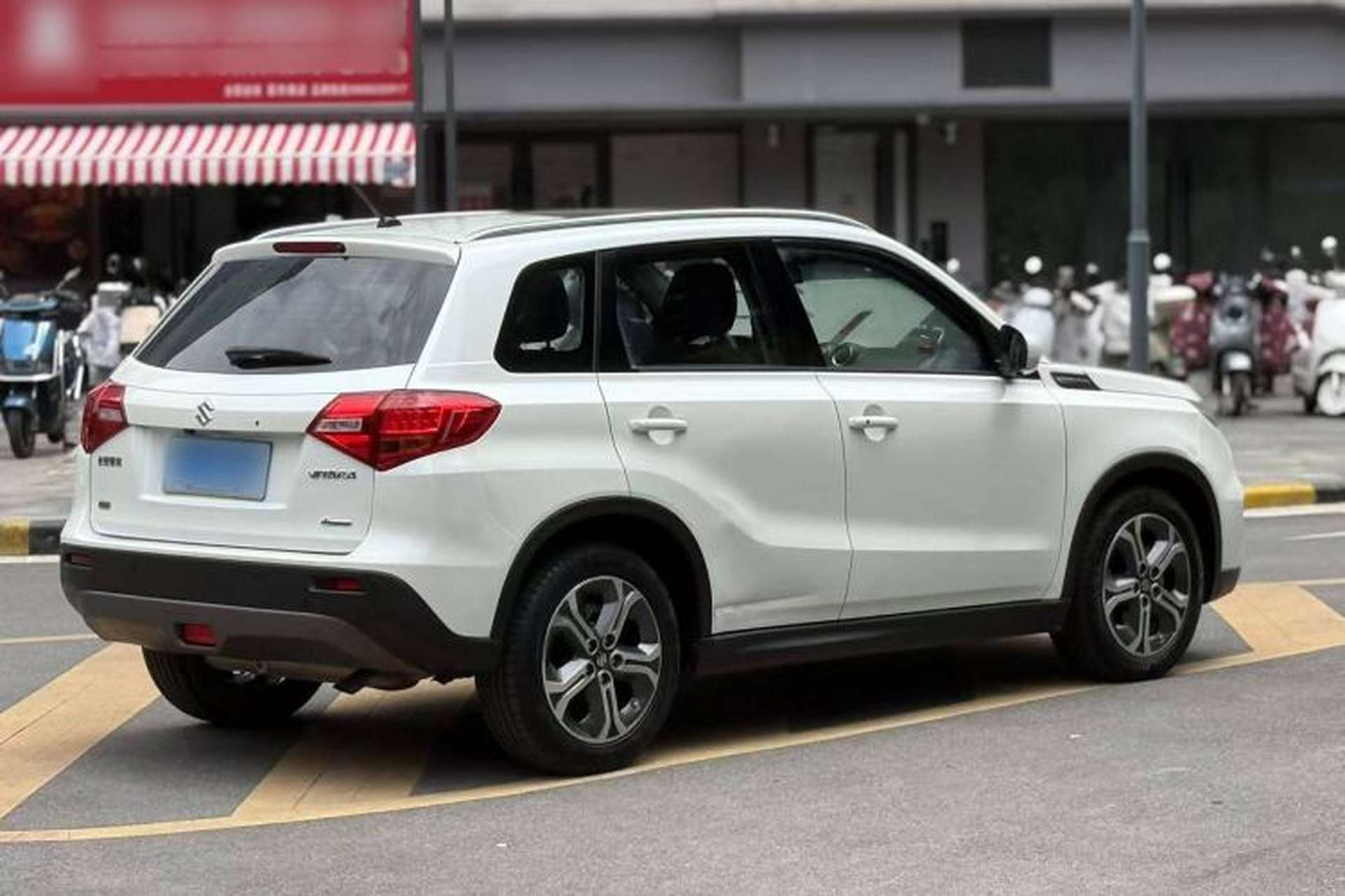 Used Suzuki Vitara 2016 1.4T Automatic Two-Wheel Drive Luxury Version Exterior 5