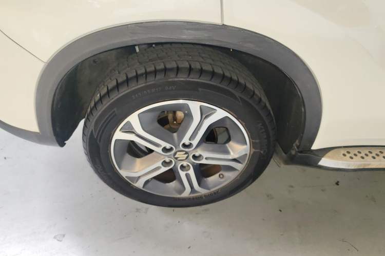 Used Suzuki Vitara 2016 1.4T Automatic Two-Wheel Drive Elite Model Exterior 8
