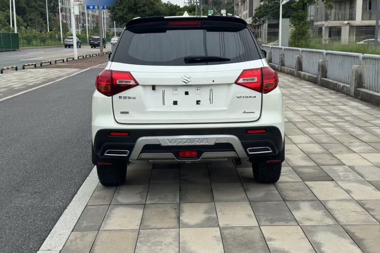 Used Suzuki Vitara 2016 1.4T Manual Two-Wheel Drive Luxury Model Exterior 9
