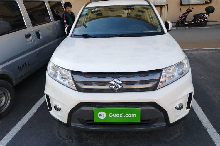 Used Suzuki Vitara 2016 1.6L Manual Two-Wheel Drive Entry-Level Trim Front