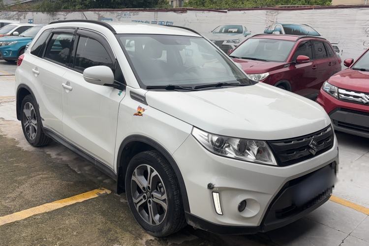 Used Suzuki Vitara 2016 1.4T Manual Two-Wheel-Drive Elite Model Front Right 45 Deg