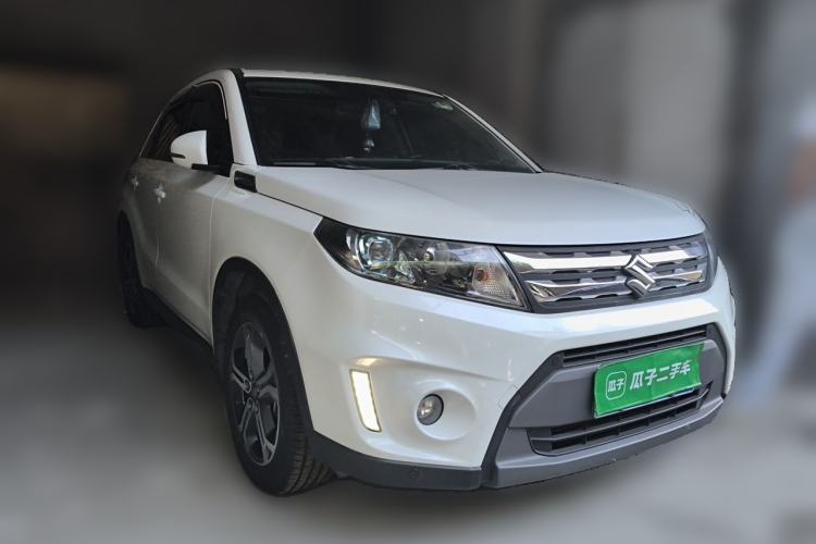 Used Suzuki Vitara 2016 1.4T Automatic Two-Wheel Drive Luxury Version Front Right 45 Deg
