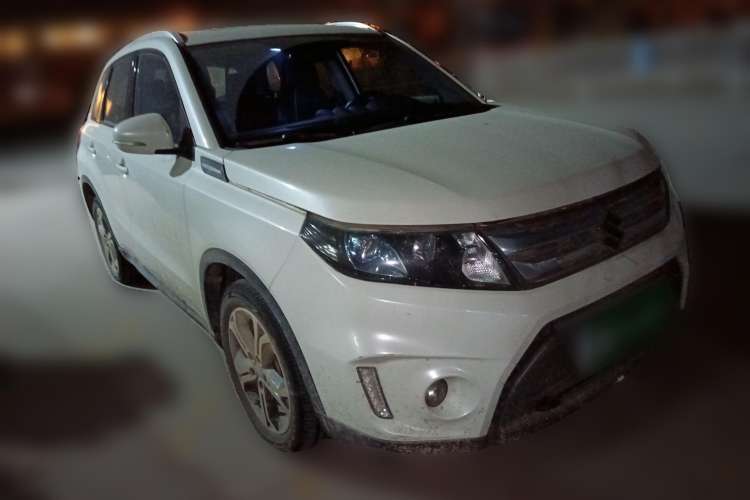 Used Suzuki Vitara 2016 1.4T Automatic Two-Wheel Drive Luxury Version Front Right 45 Deg