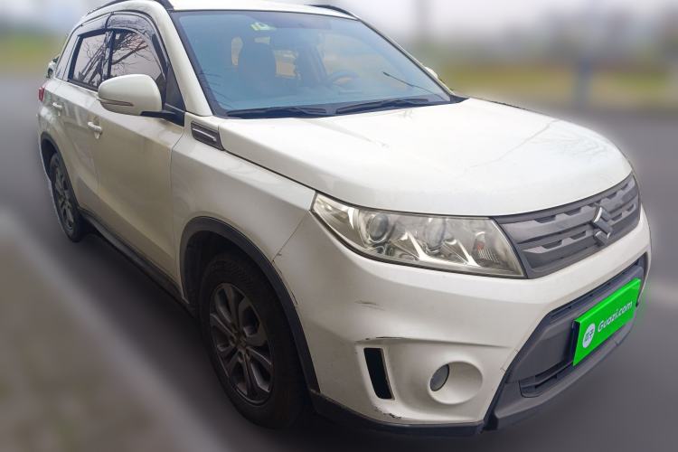 Used Suzuki Vitara 2016 1.6L Manual Two-Wheel Drive Entry-Level Trim Front Right 45 Deg