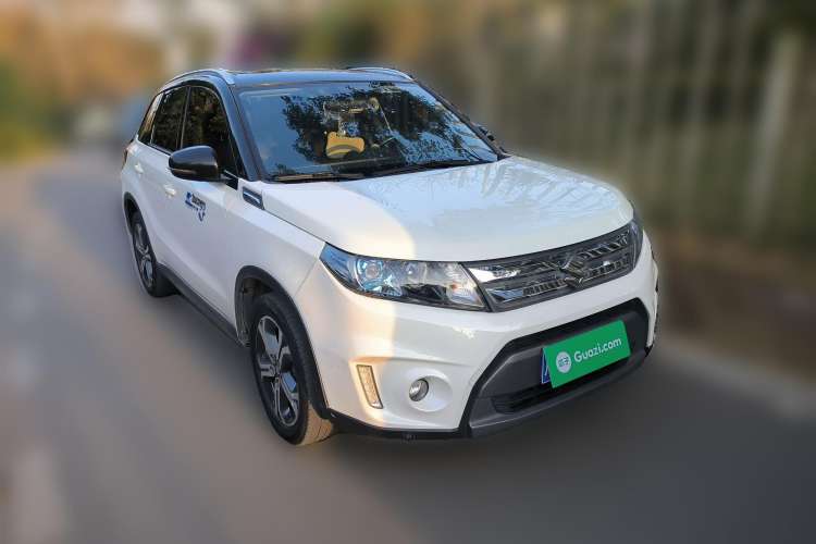 Used Suzuki Vitara 2016 1.4T Manual Two-Wheel Drive Luxury Model Front Right 45 Deg