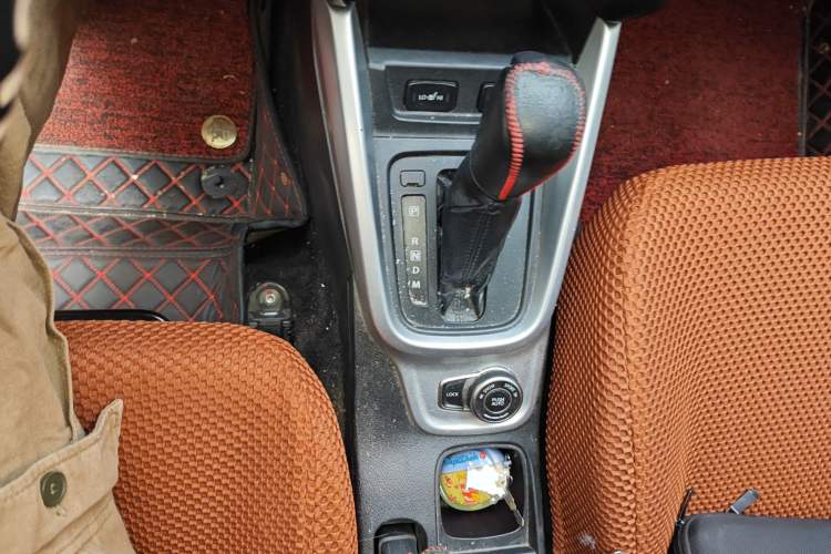 Used Suzuki Vitara 2016 1.4T Automatic 4x4 Flagship Model Gear Lever
