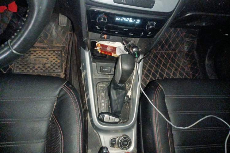 Used Suzuki Vitara 2016 1.4T Automatic 4x4 Flagship Model Gear Lever