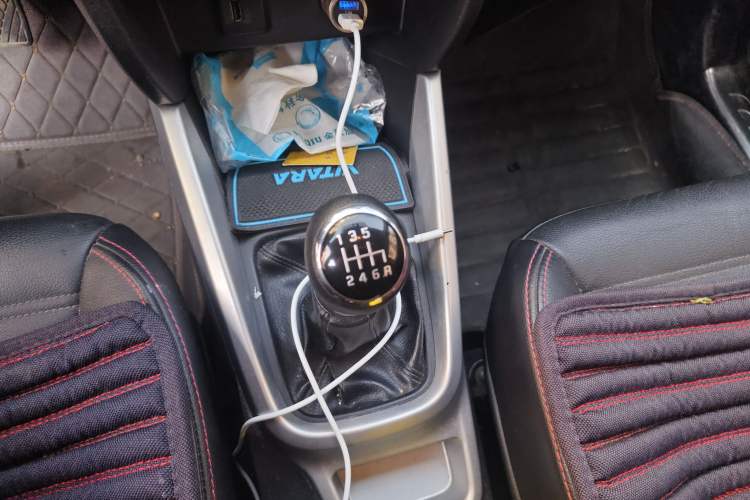 Used Suzuki Vitara 2016 1.4T Manual Two-Wheel Drive Luxury Model Gear Lever