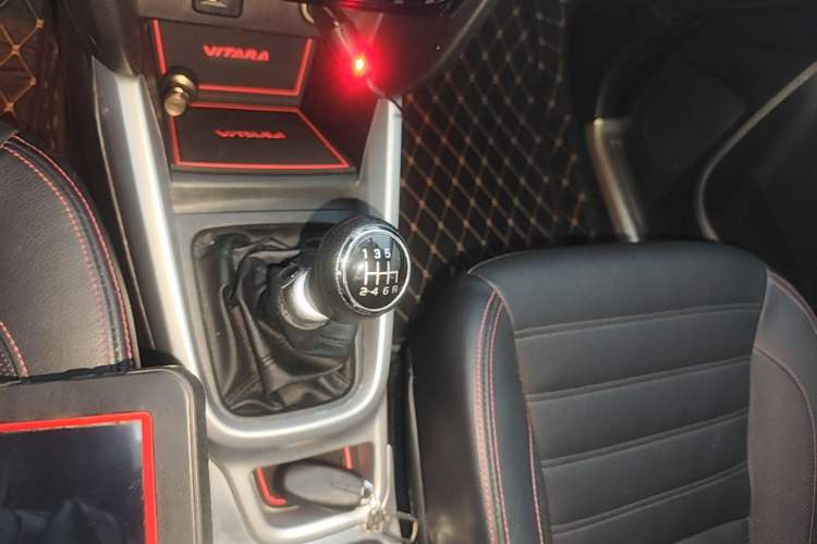 Used Suzuki Vitara 2016 1.4T Manual Two-Wheel Drive Luxury Model Gear Lever