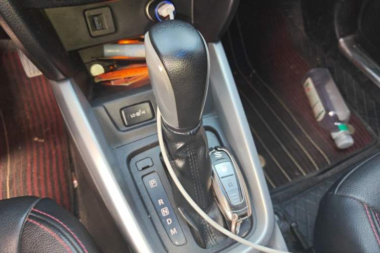 Used Suzuki Vitara 2016 1.4T Automatic 4x4 Flagship Model Gear Lever