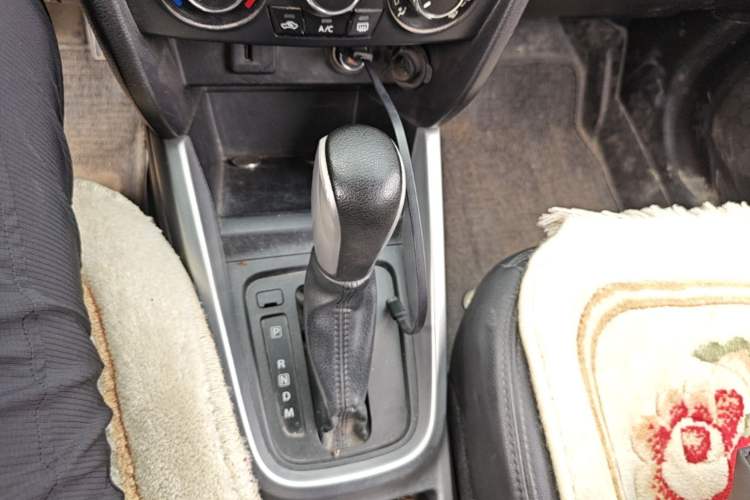 Used Suzuki Vitara 2016 1.4T Automatic Two-Wheel Drive Elite Model Gear Lever