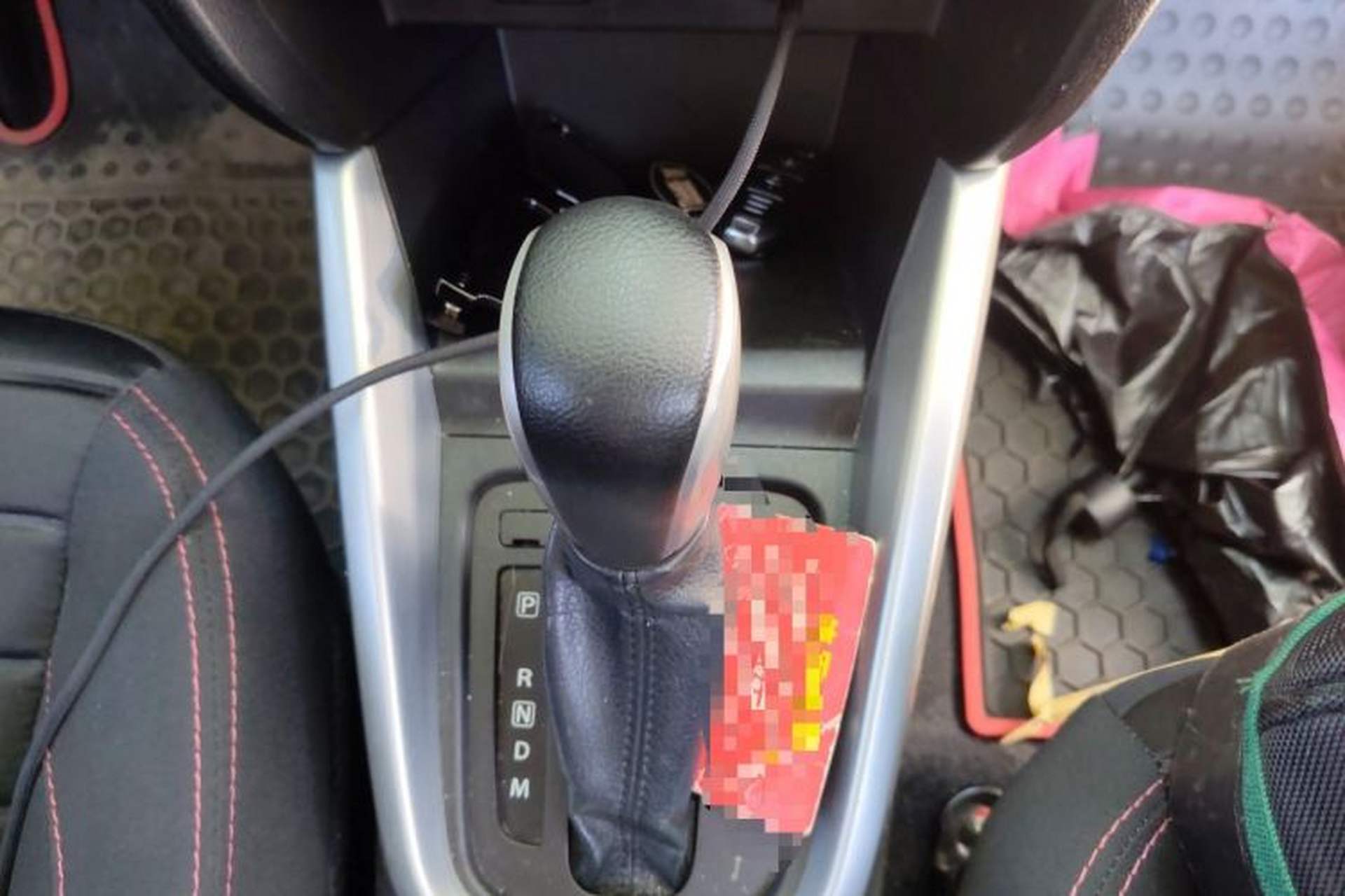 Used Suzuki Vitara 2016 1.4T Automatic All-Wheel-Drive Elite Model Gear Lever