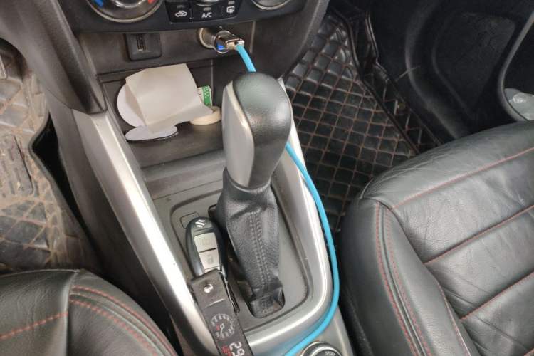 Used Suzuki Vitara 2016 1.4T Automatic All-Wheel-Drive Elite Model Gear Lever