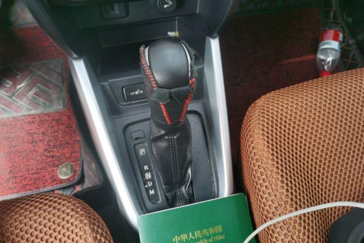 Used Suzuki Vitara 2016 1.4T Automatic 4x4 Flagship Model Gear Lever
