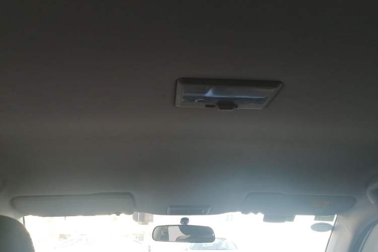 Used Suzuki Vitara 2016 1.6L Manual Two-Wheel Drive Entry-Level Trim Headliner