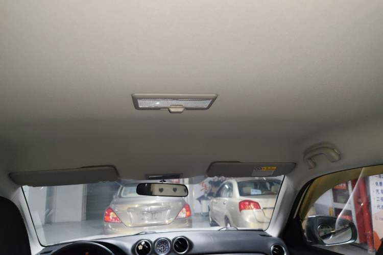 Used Suzuki Vitara 2016 1.4T Automatic Two-Wheel Drive Elite Model Headliner