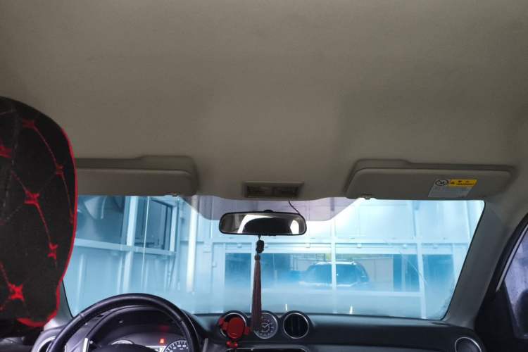 Used Suzuki Vitara 2016 1.4T Automatic Two-Wheel Drive Elite Model Headliner