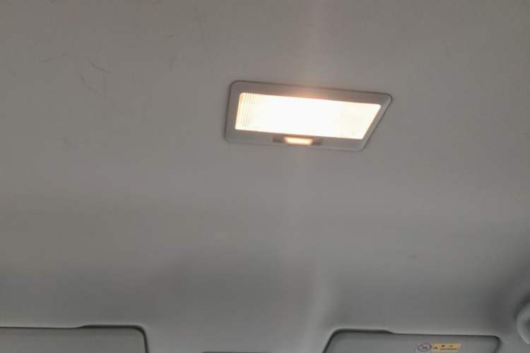 Used Suzuki Vitara 2016 1.4T Automatic Two-Wheel Drive Elite Model Headliner