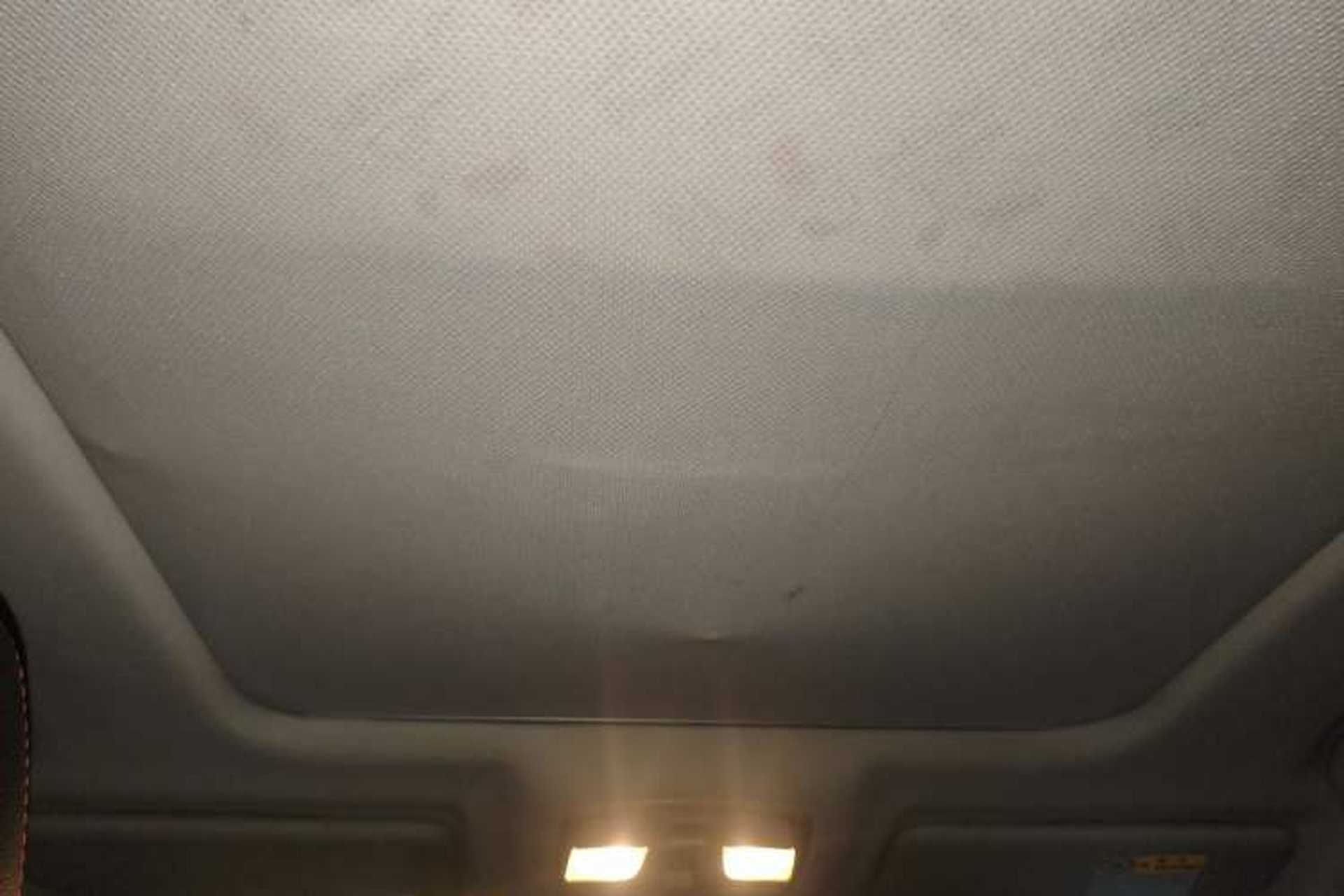 Used Suzuki Vitara 2016 1.4T Automatic Two-Wheel Drive Luxury Version Headliner