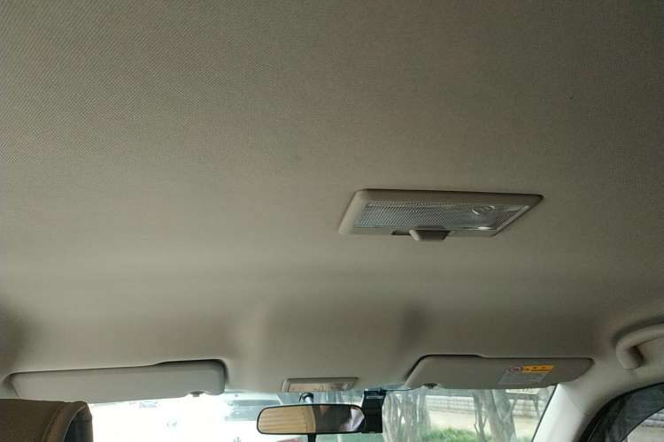Used Suzuki Vitara 2016 1.4T Automatic Two-Wheel Drive Elite Model Headliner