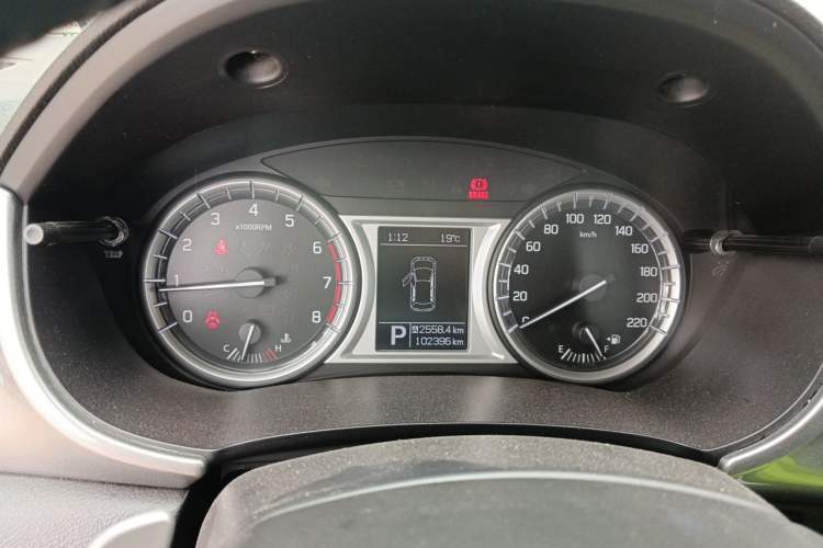 Used Suzuki Vitara 2016 1.4T Automatic Two-Wheel Drive Elite Model Instrument Cluster