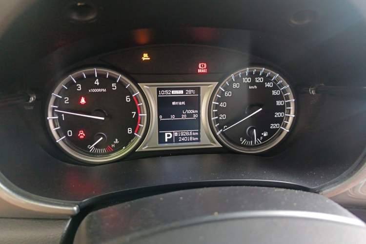 Used Suzuki Vitara 2016 1.4T Automatic All-Wheel-Drive Elite Model Instrument Cluster