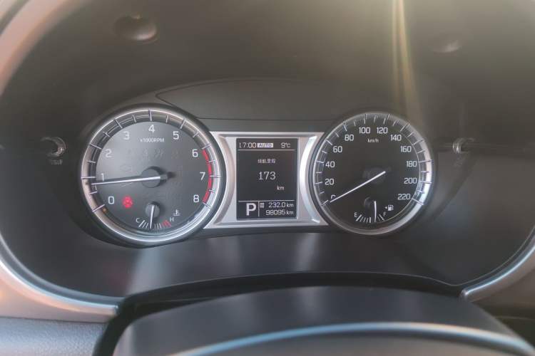 Used Suzuki Vitara 2016 1.4T Automatic 4x4 Flagship Model Instrument Cluster