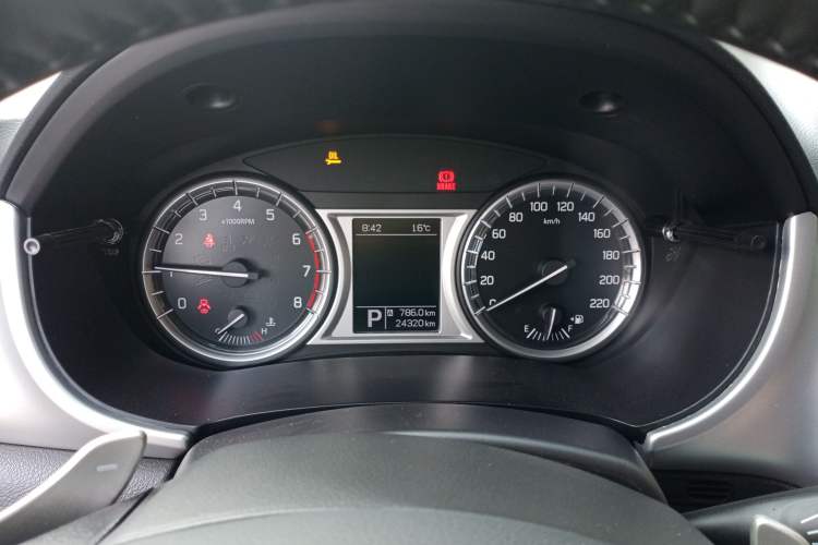 Used Suzuki Vitara 2016 1.4T Automatic Two-Wheel Drive Elite Model Instrument Cluster