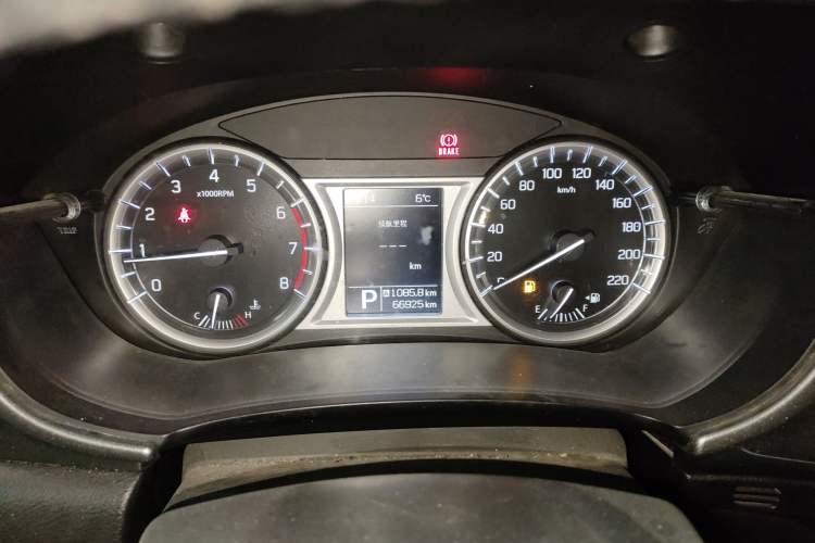 Used Suzuki Vitara 2016 1.4T Automatic Two-Wheel Drive Elite Model Instrument Cluster