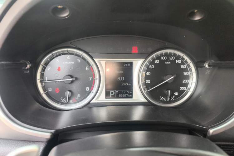 Used Suzuki Vitara 2016 1.4T Automatic Two-Wheel Drive Luxury Version Instrument Cluster