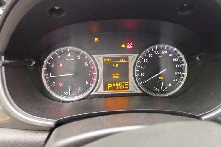 Used Suzuki Vitara 2016 1.4T Automatic Two-Wheel Drive Luxury Version Instrument Cluster
