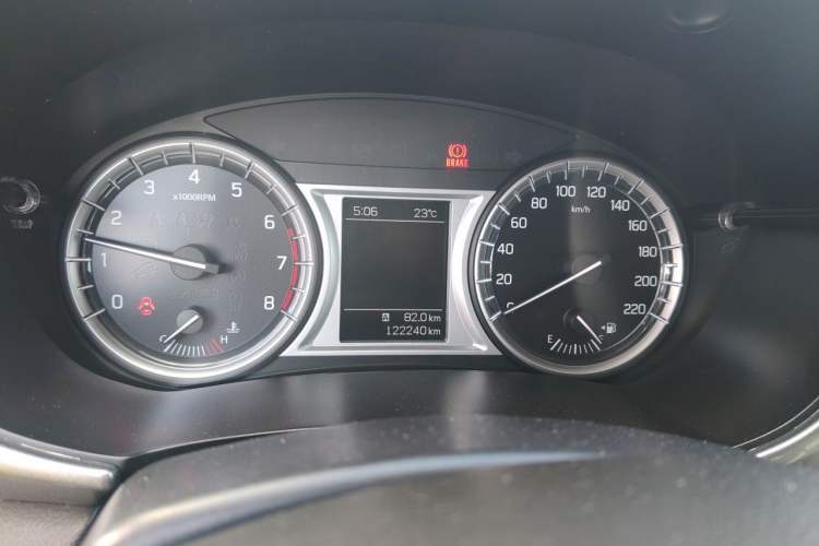 Used Suzuki Vitara 2016 1.6L Manual Two-Wheel Drive Entry-Level Trim Instrument Cluster