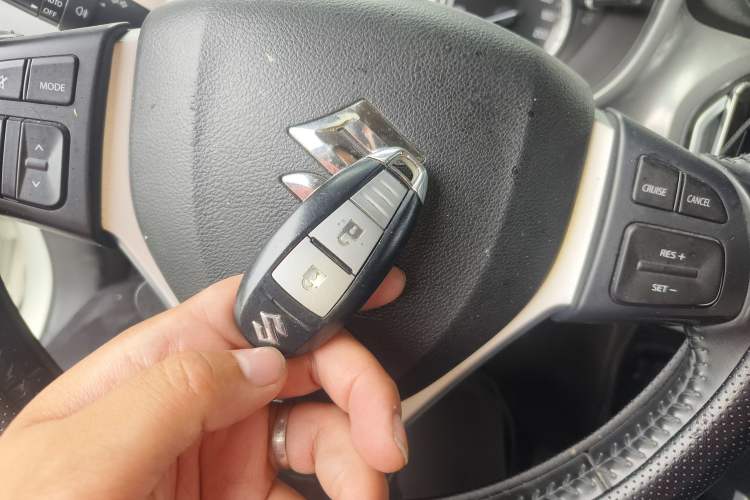 Used Suzuki Vitara 2016 1.4T Manual Two-Wheel Drive Luxury Model Interior 1