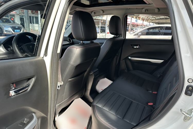 Used Suzuki Vitara 2016 1.4T Automatic 4x4 Flagship Model Interior 13