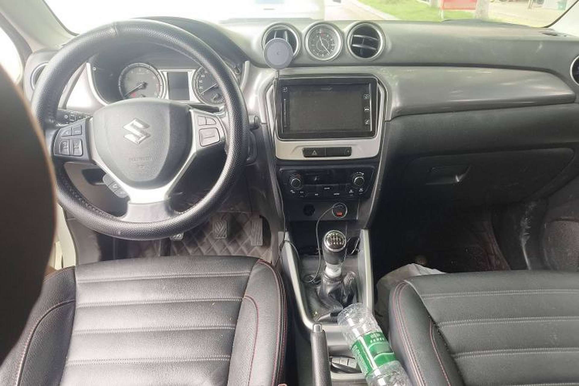 Used Suzuki Vitara 2016 1.4T Manual Two-Wheel Drive Luxury Model Interior 2
